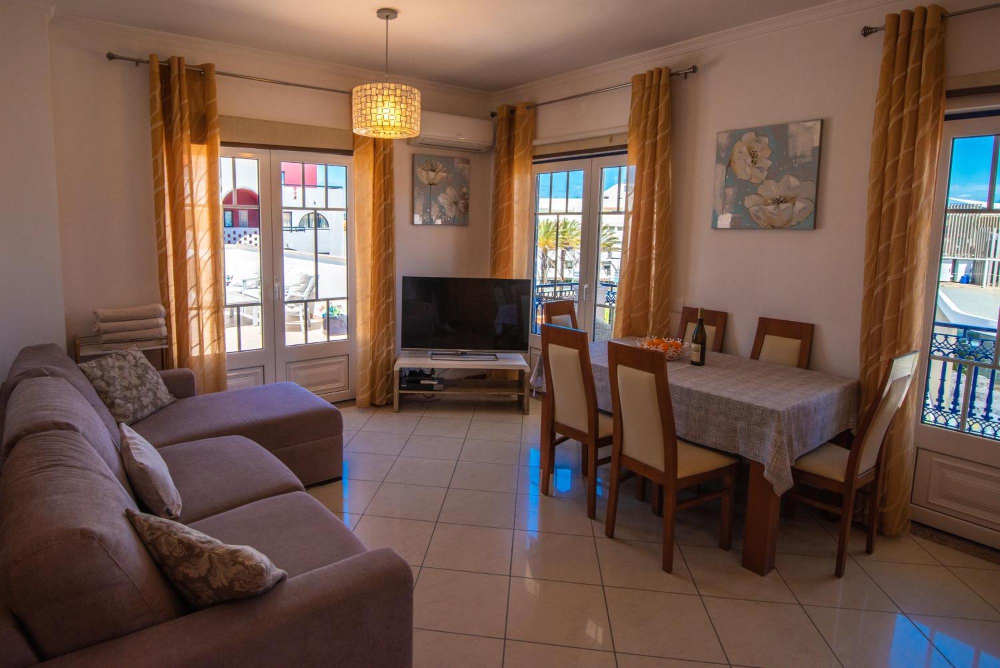 Charm Apartment T2 All With Big Terrace Albufeira Self Check-In Buitenkant foto